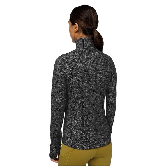 LULULEMON Outrun the Elements 1/2 Zip Pullover in Misted Jacquard Black White - Picture 2 of 15